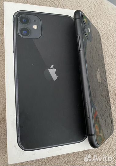 iPhone 11, 64 ГБ
