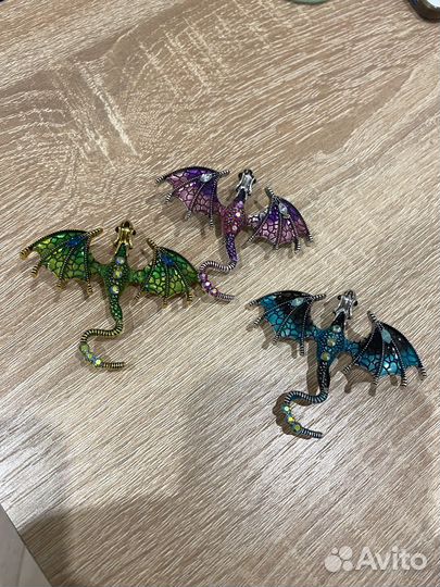 Три дракона