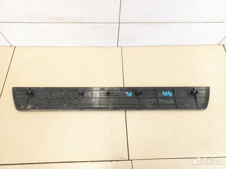 Накладка порога (внутренняя) Hi Lux 2015