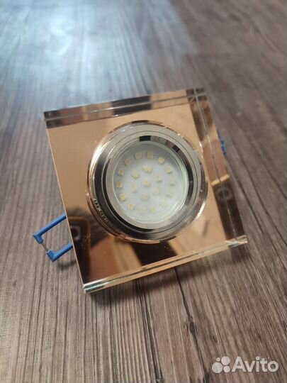 Светильник потолочный точечный