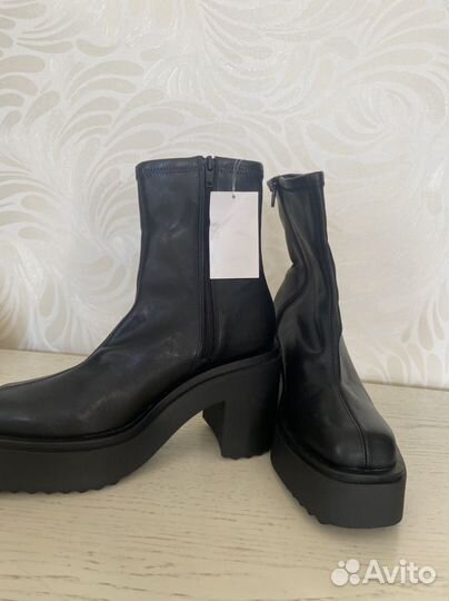 Ботильоны HM