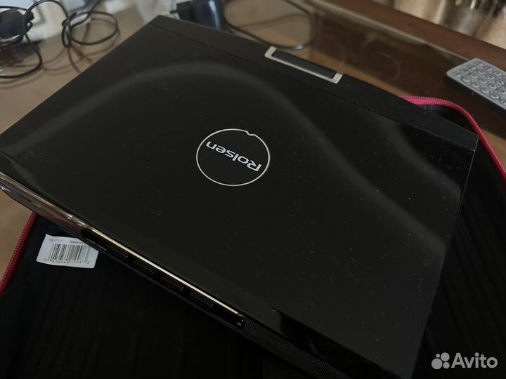 Портативный видеопроигрыватель Rolsen