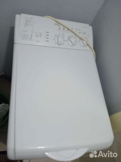 Стиральная машина с вертикальной загрузкой