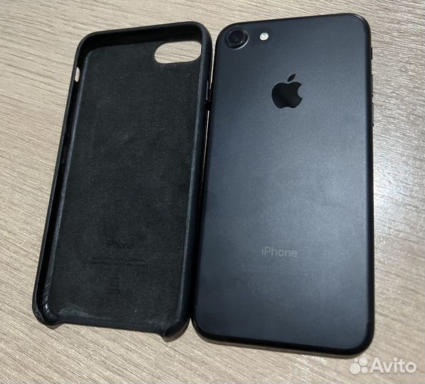 iPhone 7, 128 ГБ