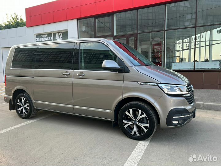 Volkswagen Caravelle 2.0 AMT, 2021, 142 000 км