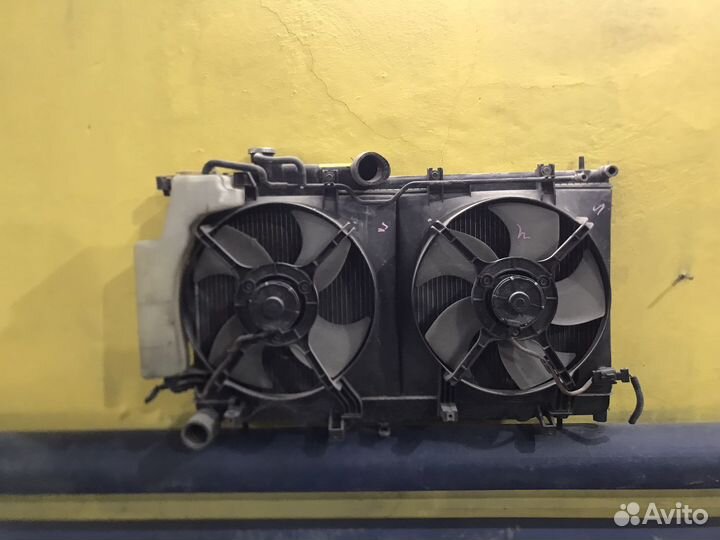 Радиатор охлаждения Subaru legacy bl5