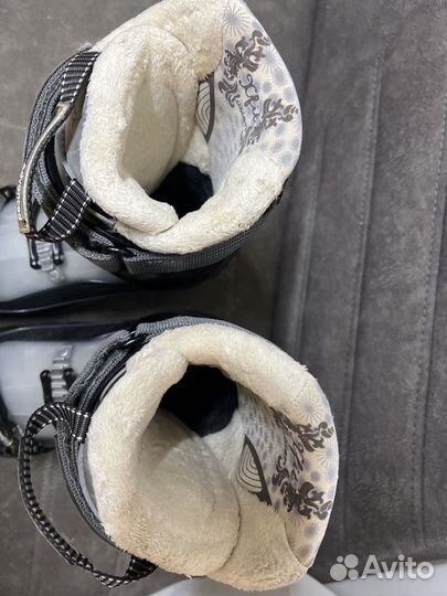 Горнолыжные ботинки Salomon