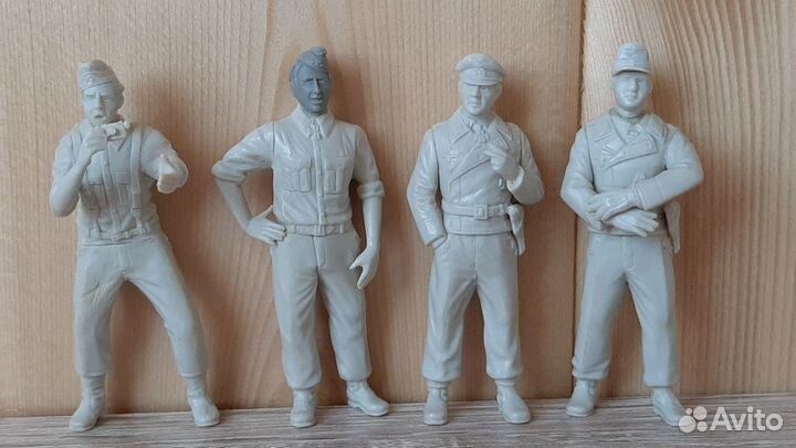 Фигуры танкистов Alanger 1/35 - собранные, Б/У