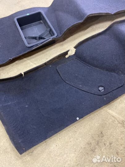 Обшивка багажника toyota carina E универсал