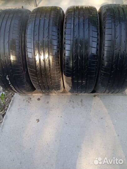 Bridgestone Dueler H/L 235/55 R19