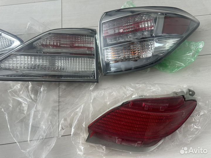 Задние фонари lexus rx350 2009г. Комплект