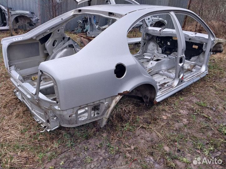 Кузов Skoda Octavia Tour четверть лонжерон крыло