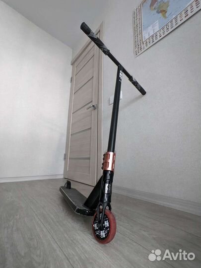 Трюковой самокат Hipe H4