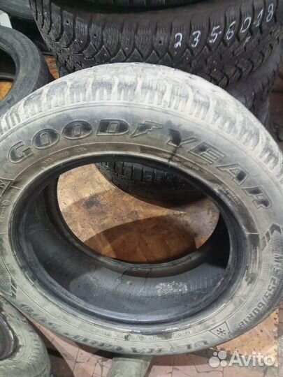 Goodyear UltraGrip 500 SUV 255/60 R18