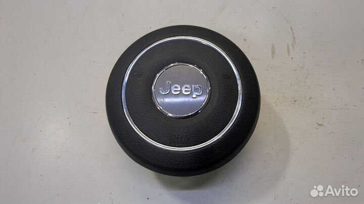 Подушка безопасности водителя Jeep Grand Cherokee