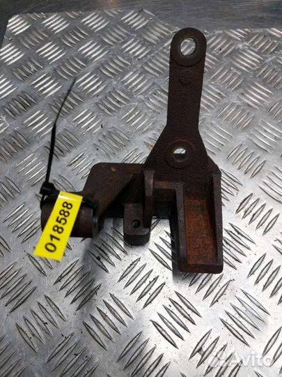 Кронштейн кпп Citroen C5 1 363179