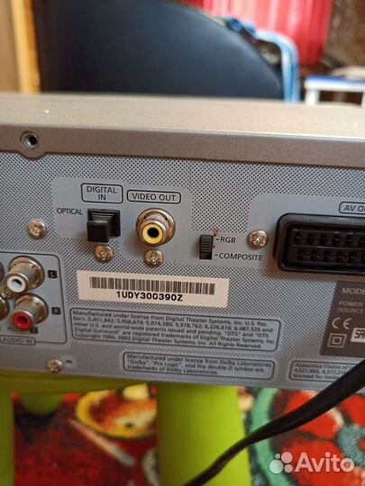 Видеомагнитофон с караоке