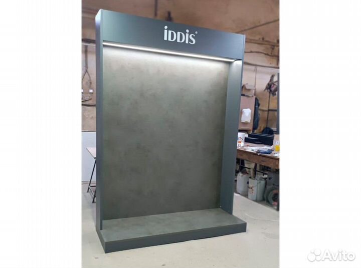 Стенд демонстрационный, бренд-зона