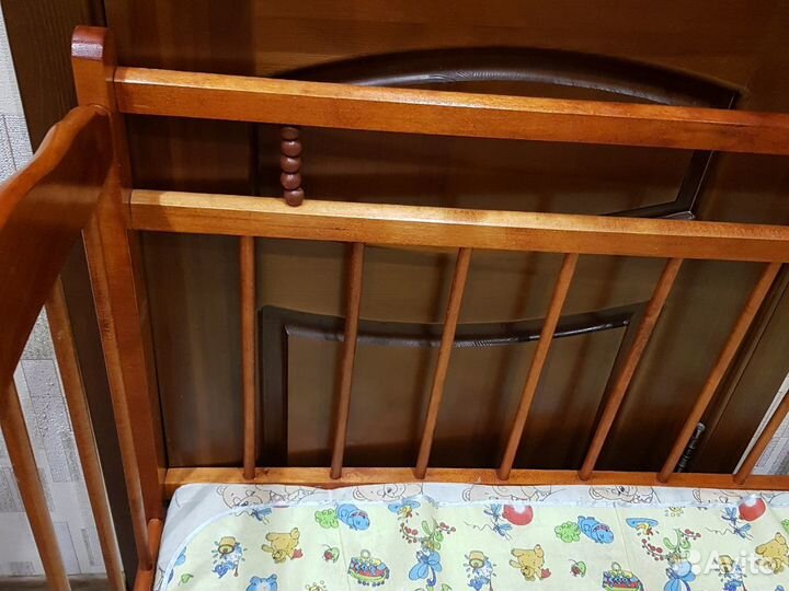 Кроватка детская