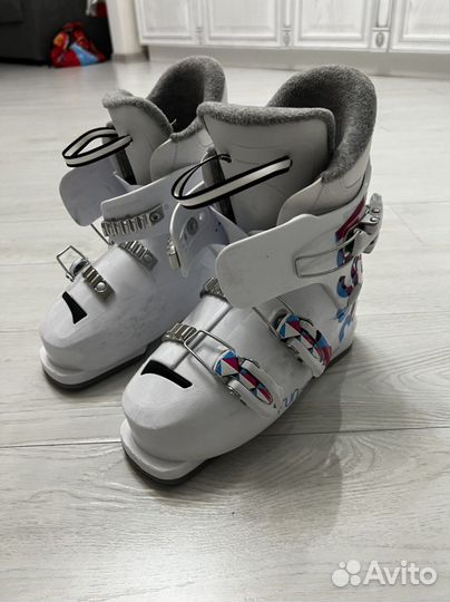 Горнолыжные ботинки детские 22 22.5