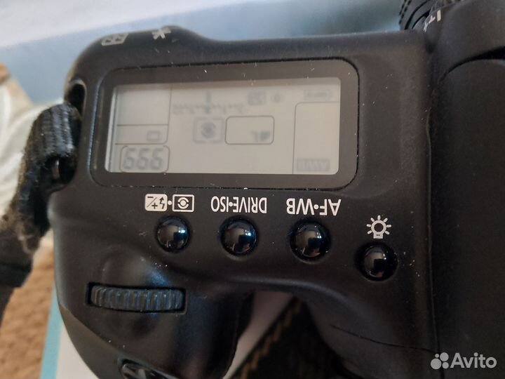 Зеркальный фотоаппарат canon 20d