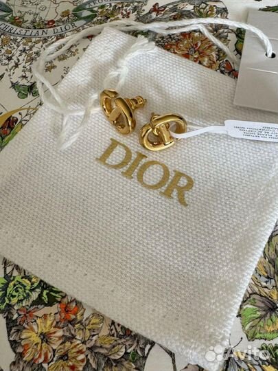 Серьги Christian Dior оригинал новые