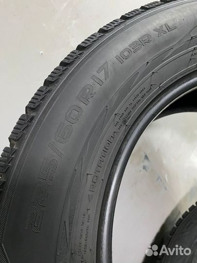 Nokian Tyres Hakkapeliitta R2 SUV 225/60 R17