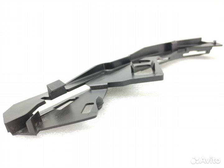 Кронштейн бампера передний левый Volvo V50 MW20