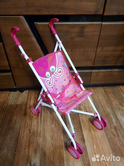 Коляска кукольная