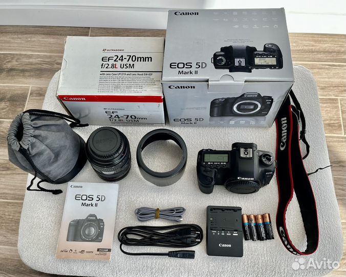 Canon EOS 5D Mark ll + EF 24-70mm f/2.8L USM