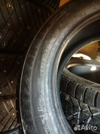 Bridgestone Blizzak LM-25 205/55 R17 91H