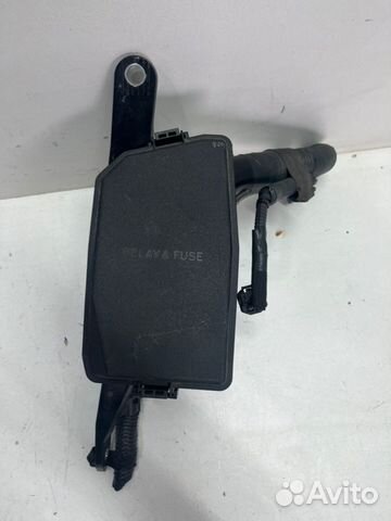 Корпус блока предохранителей передний правый