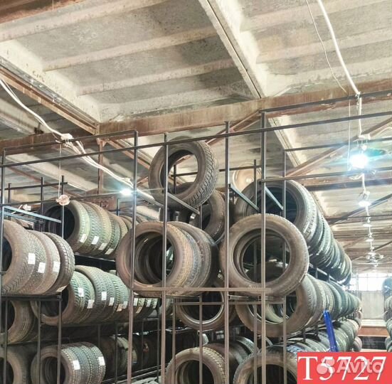 Gislaved Nord Frost 200 215/60 R16 95M