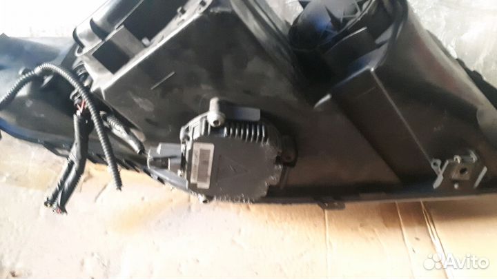 Фара ксенон левая правая Хонда Сивик 5д