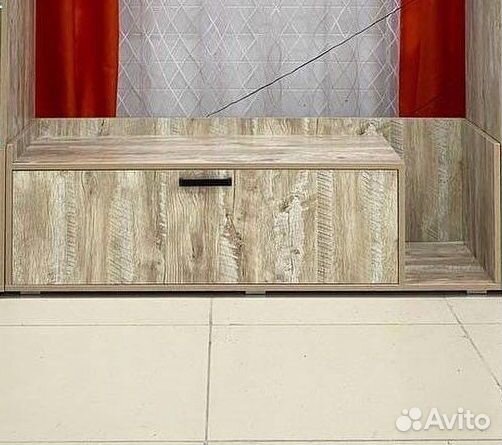 Тумба под телевизор 130х40,2х41,2 см