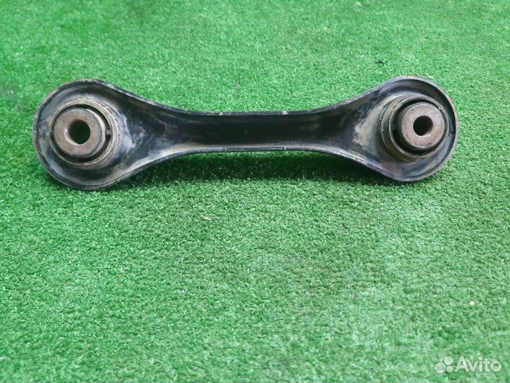 Рычаг поперечный задний Mazda 3 2003-2006