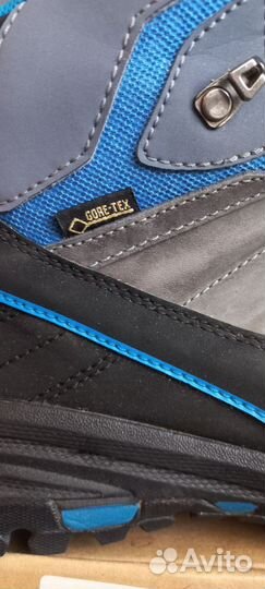 Трекинговые ботинки