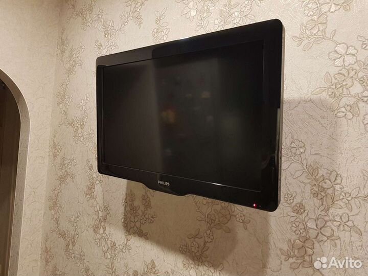 Телевизор Philips 32
