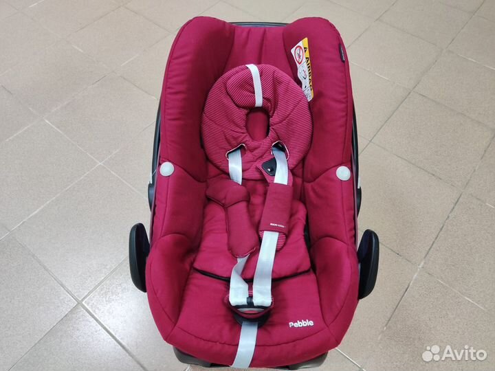 Автокресло Maxi-Cosi Pebble Pro red + Isofix