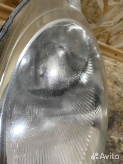 Фара Левая Ниссан ноте ноут note E11