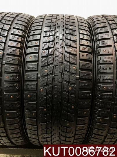 Dunlop SP Winter Ice 01 215/55 R16 107U