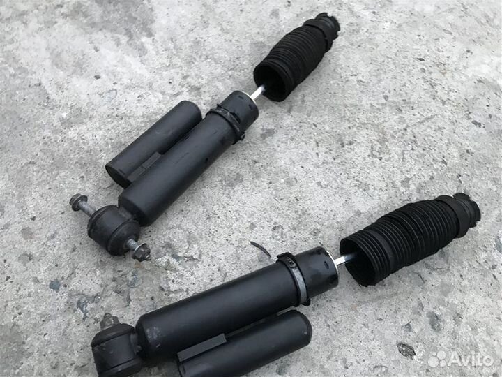 Амортизатор задний Mercedes-Benz E-Class W211 W211