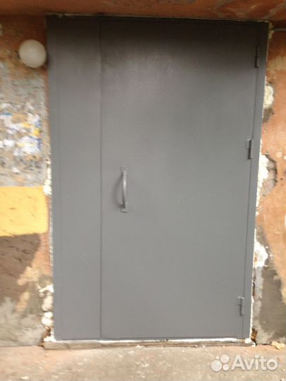 Дверь металлическая