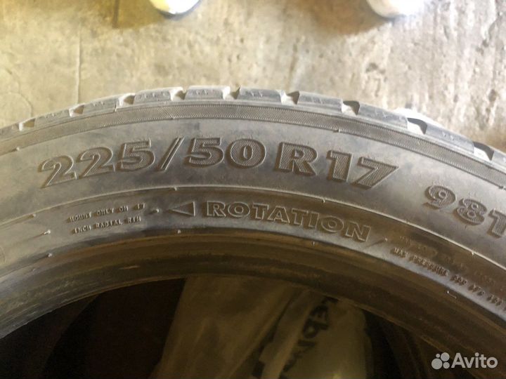 Nokian Tyres Hakkapeliitta 9 225/50 R17