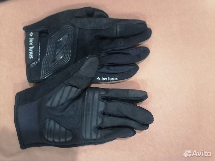 Балаклава и перчатки