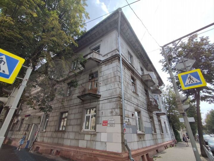 4-к. квартира, 89,6 м², 1/3 эт.