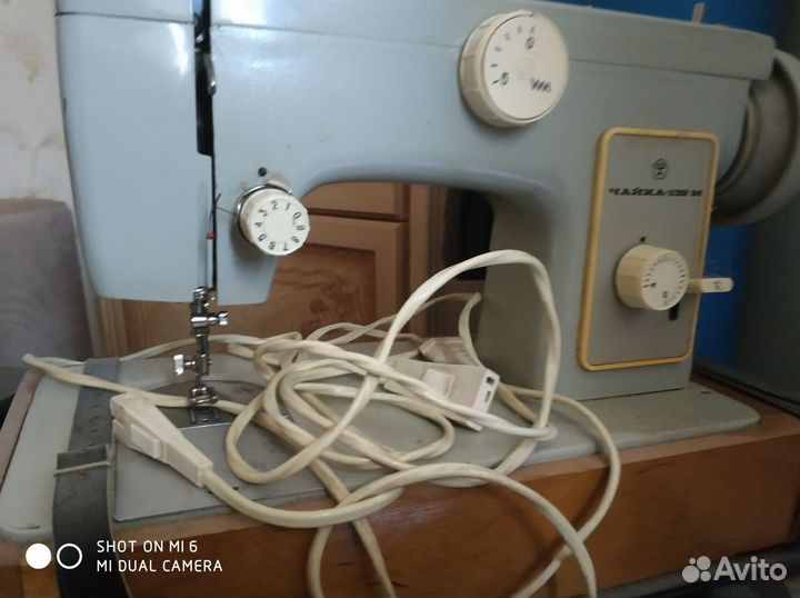 Швейная машинка Чайка 132М