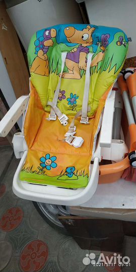 Детский стульчик для кормления