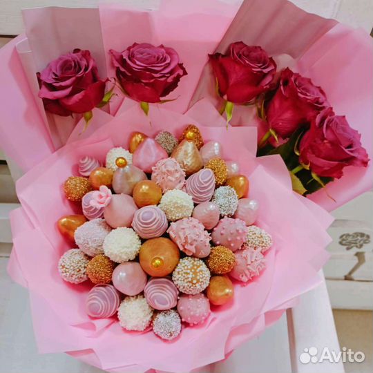 Клубника в шоколаде. Клубничные букеты