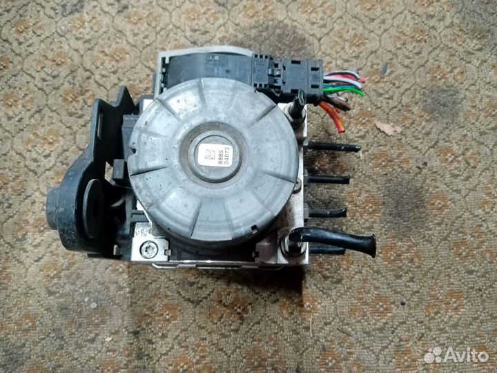 Блок абс на Фольксваген Тигуан 18г